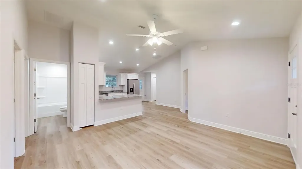 24477 NW Geranium Avenue Dunnellon FL 34431