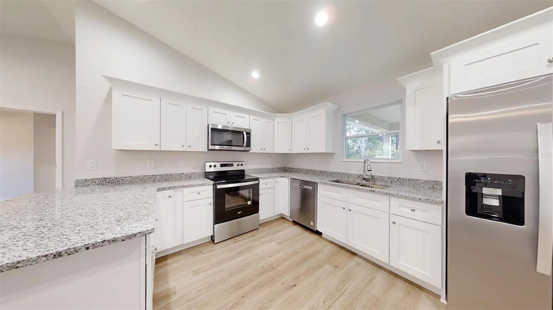 24477 NW Geranium Avenue Dunnellon FL 34431