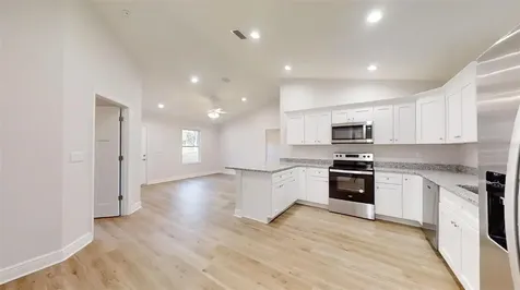 24477 NW Geranium Avenue Dunnellon FL 34431