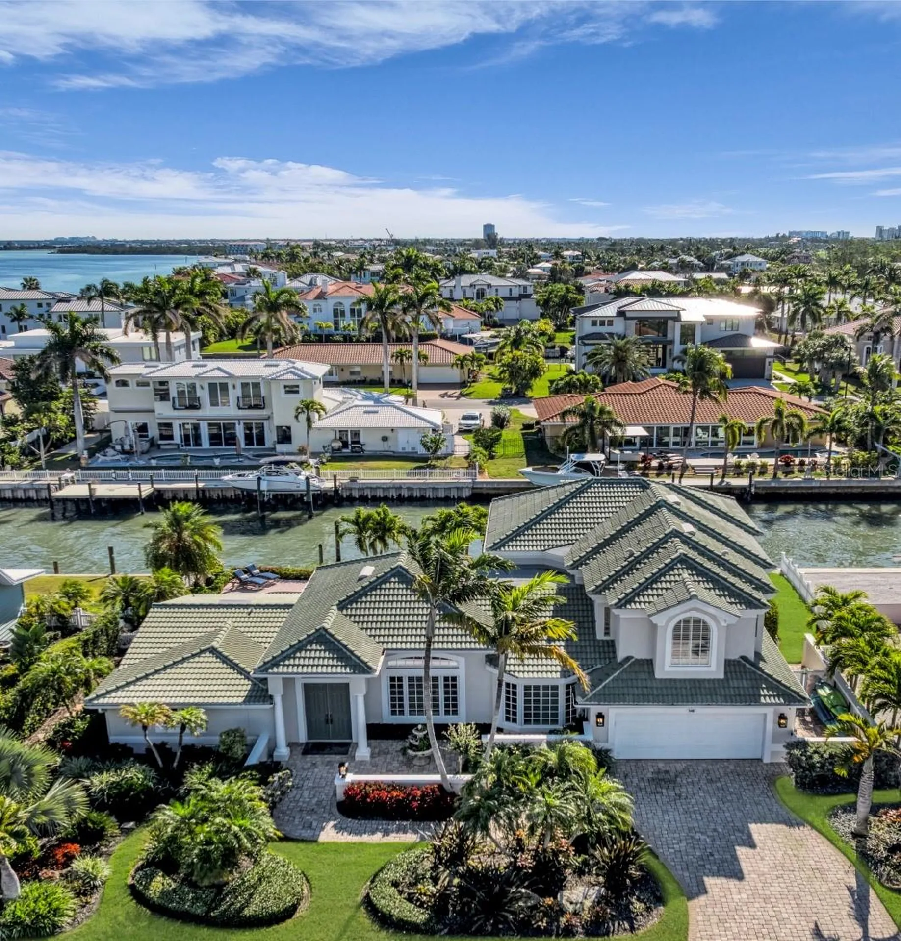 Longboat Key FL, 548 Halyard Lane