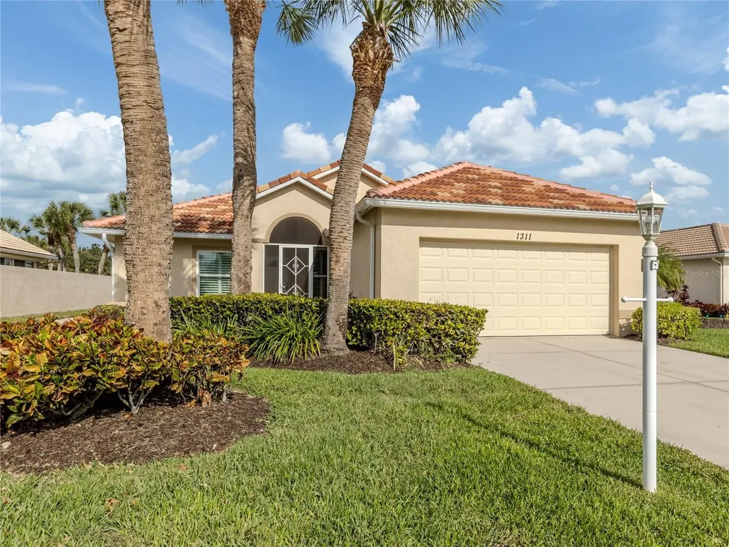 1311 Berkshire Court Venice FL 34292