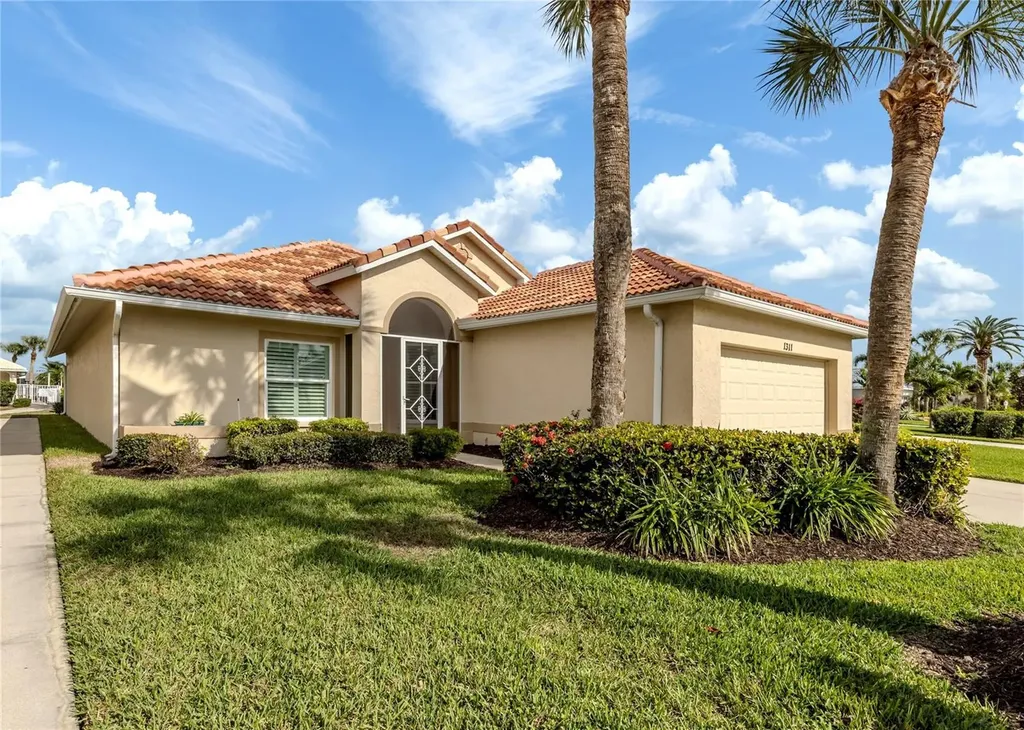 1311 Berkshire Court Venice FL 34292