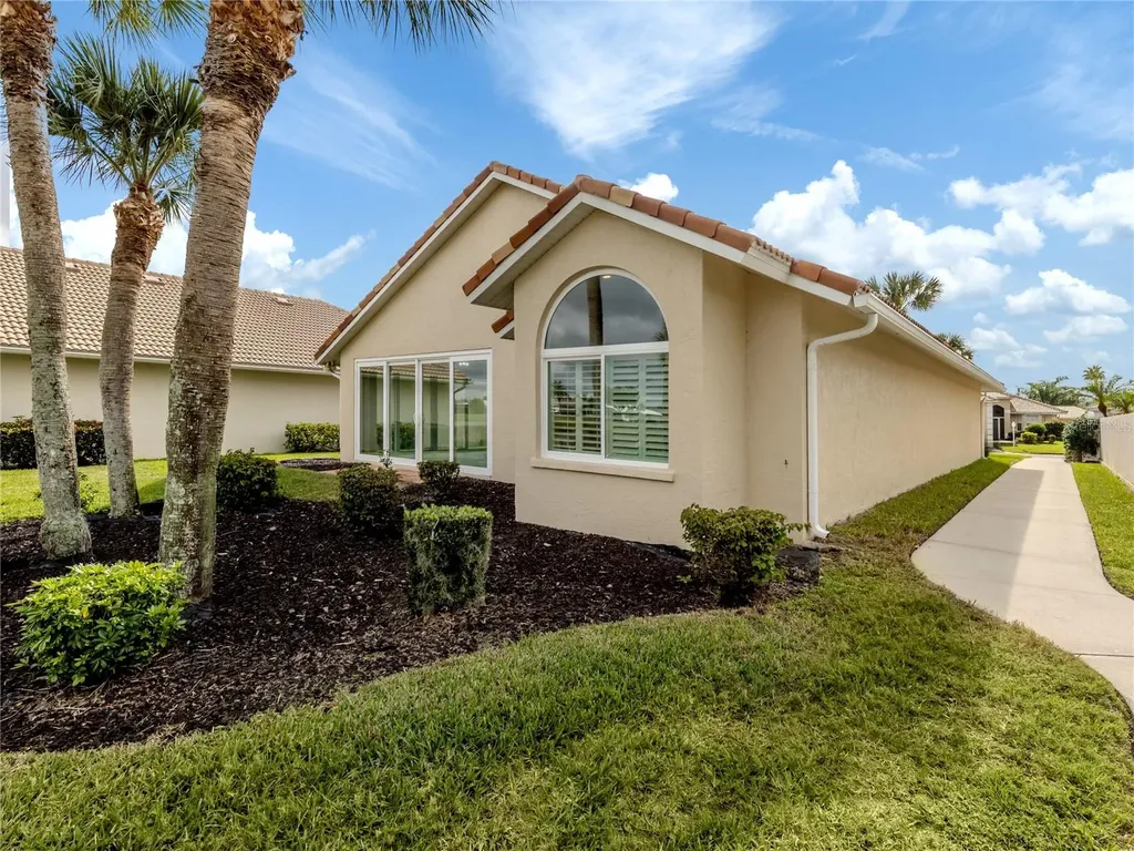 1311 Berkshire Court Venice FL 34292
