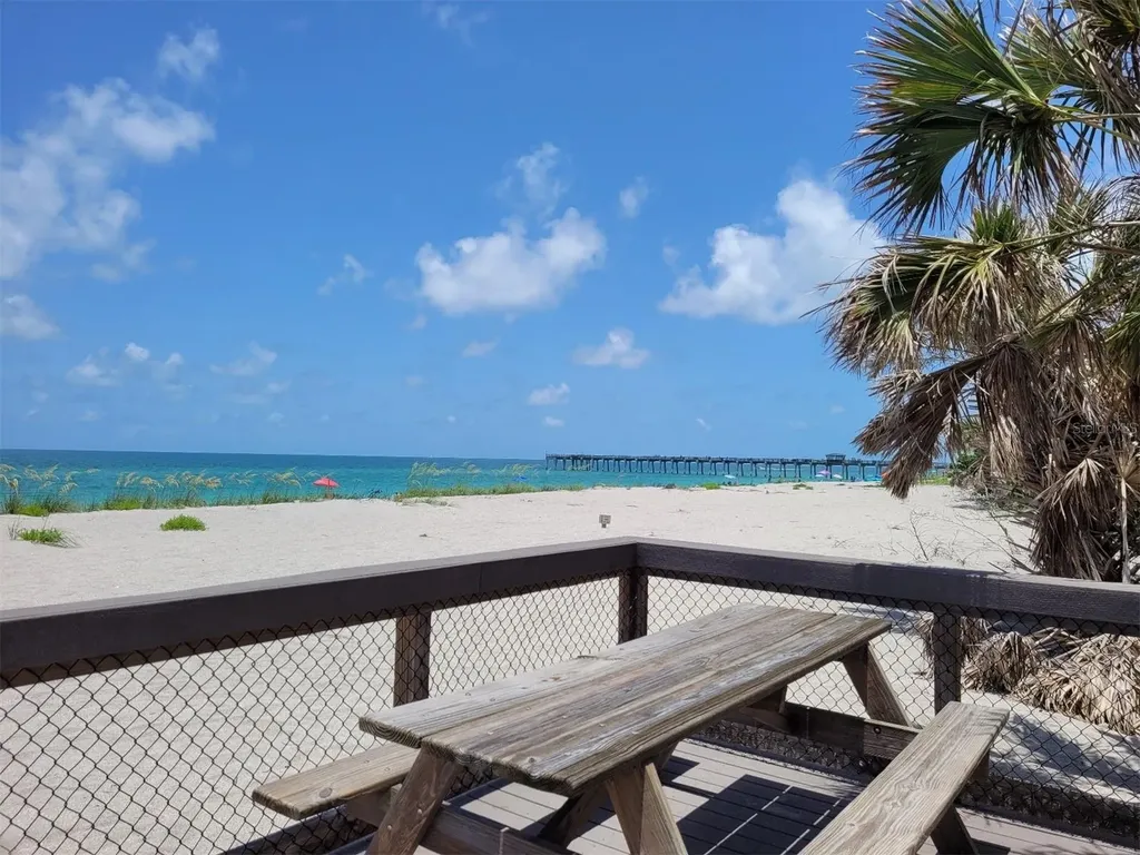1311 Berkshire Court Venice FL 34292