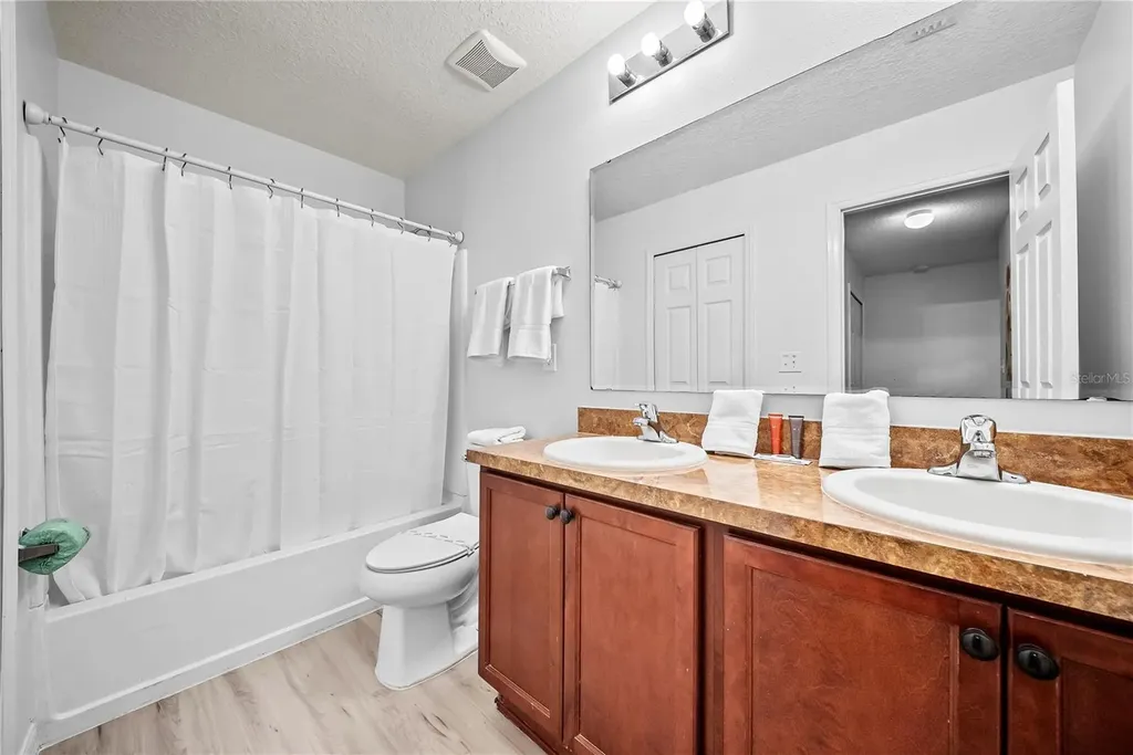 4736 Blue Diamond Street Kissimmee FL 34746