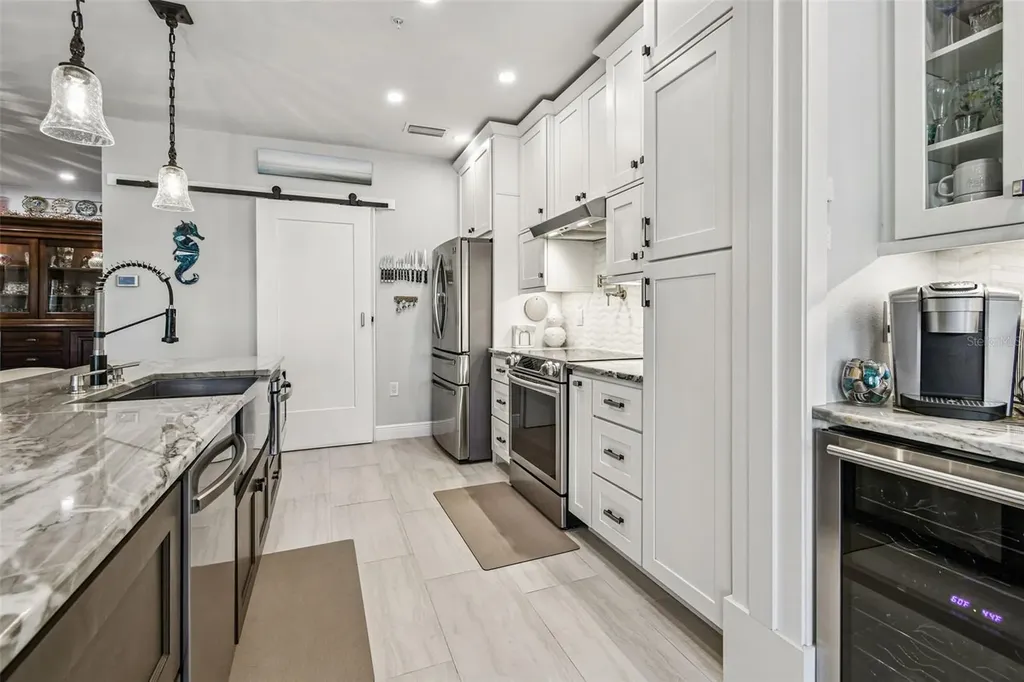 6331 Sunset Bay Circle Apollo Beach FL 33572