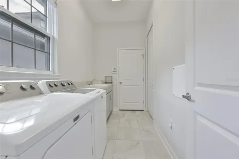2088 Sherbrook Avenue Davenport FL 33837