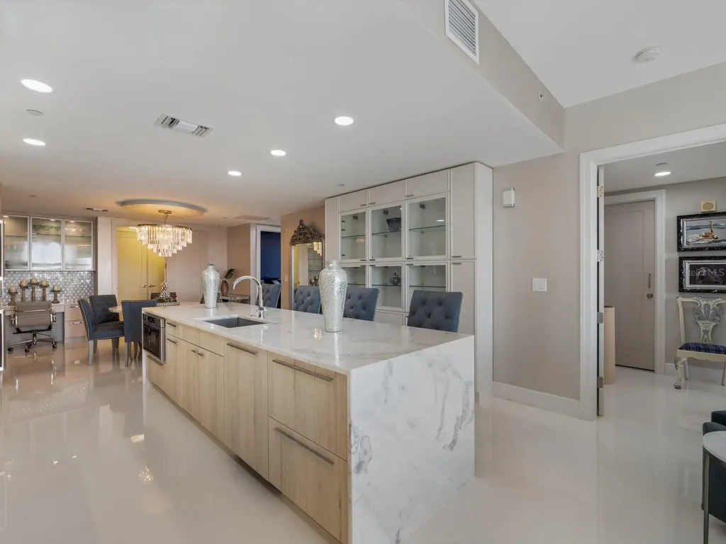 331 Cleveland Street Clearwater FL 33755