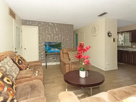 4173 Signal Hill Road Orlando FL 32808