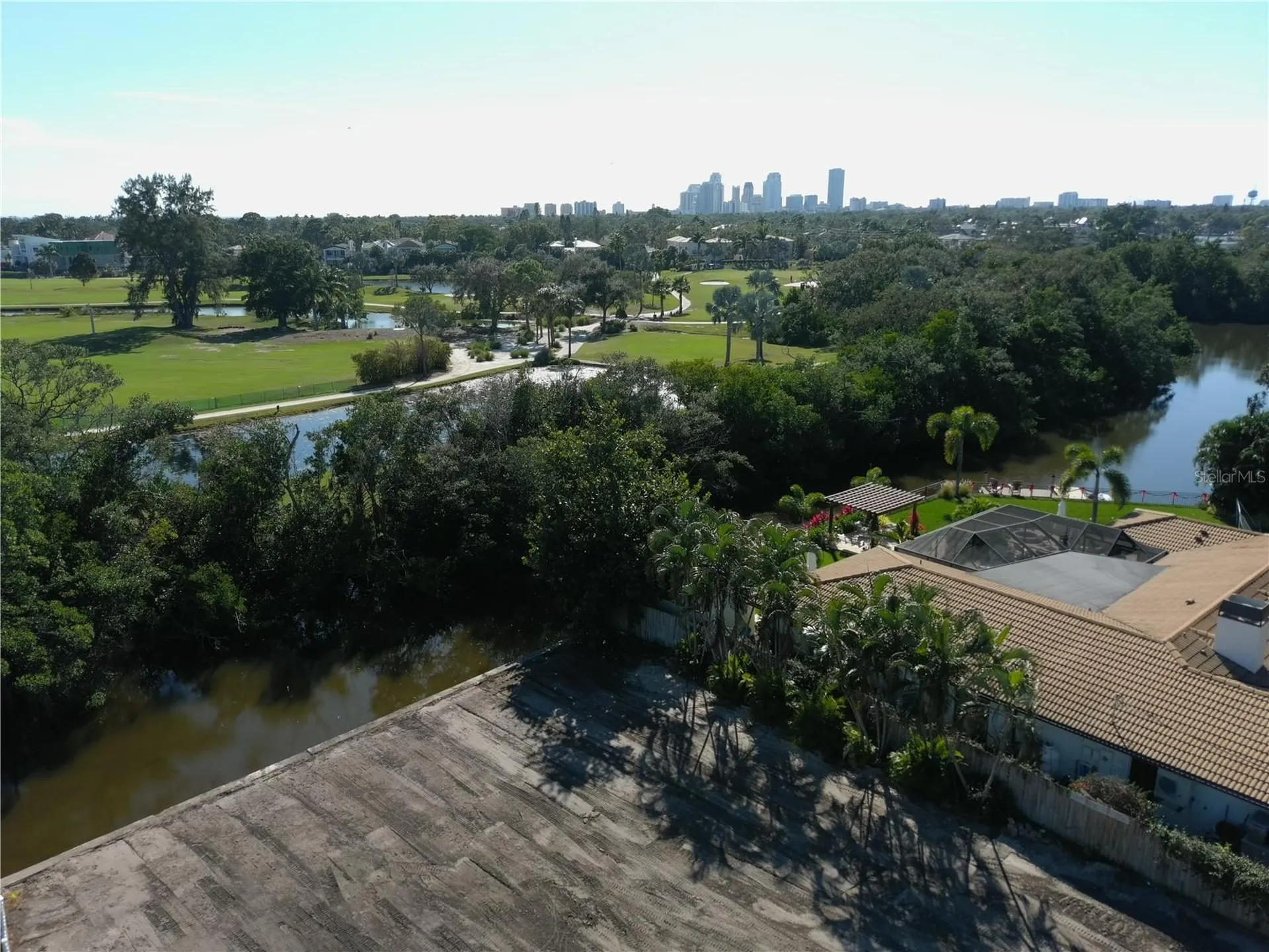 746 31st Avenue NE St Petersburg FL 33704