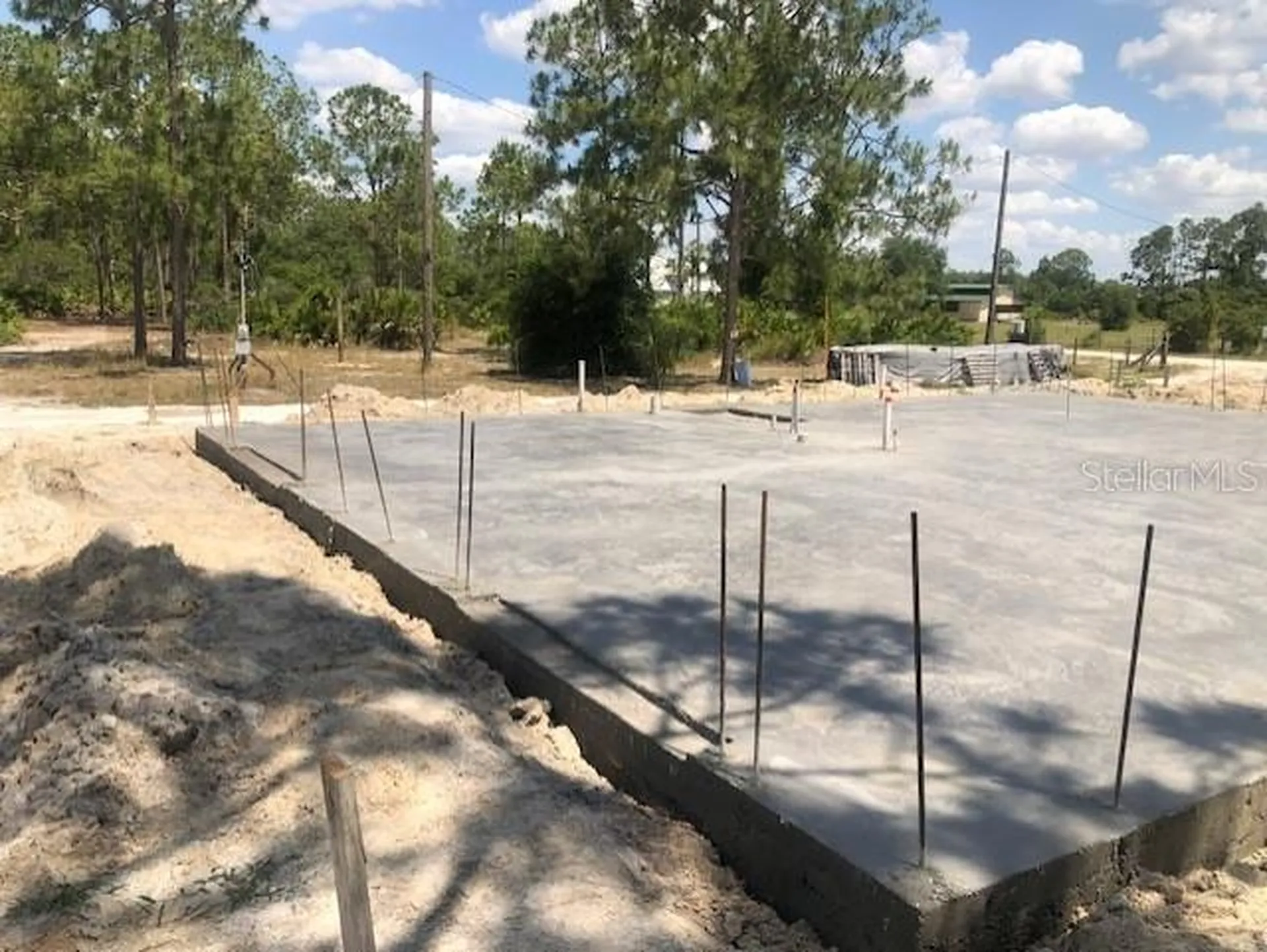 7906 19 Place Labelle FL 33935