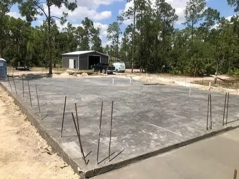 7906 19 Place Labelle FL 33935