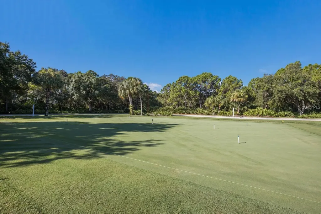 7608 Whitebridge Glen University Park FL 34201