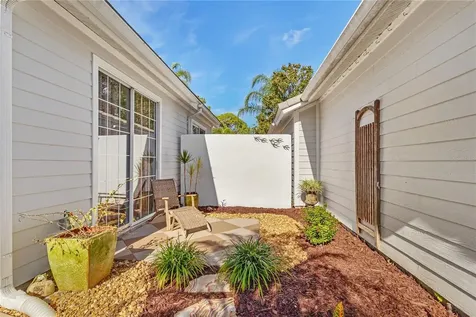 7608 Whitebridge Glen University Park FL 34201