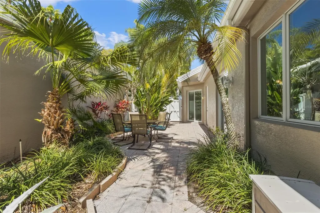 8706 53rd Terrace E Bradenton FL 34211