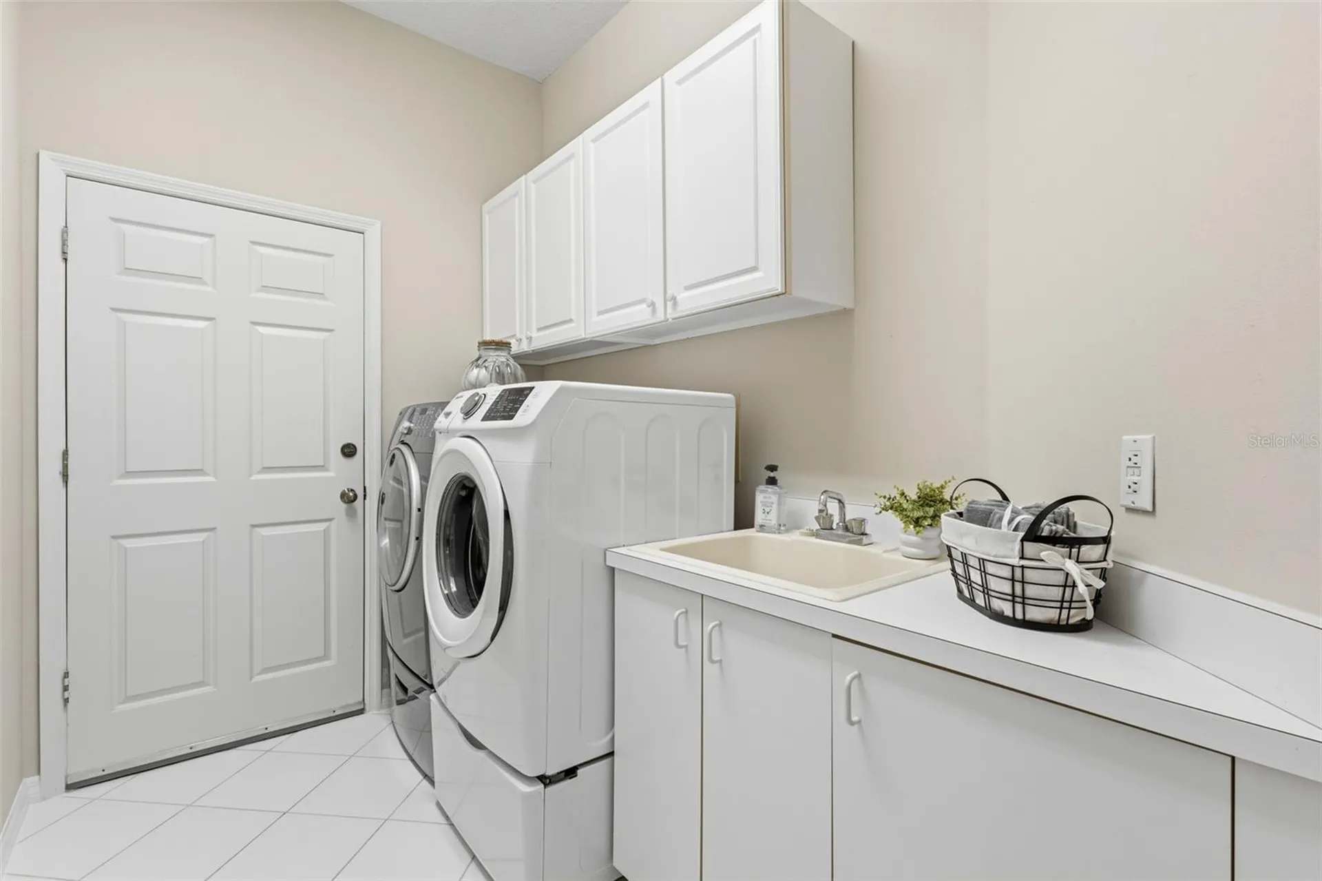8706 53rd Terrace E Bradenton FL 34211