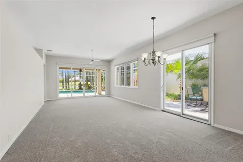 8706 53rd Terrace E Bradenton FL 34211