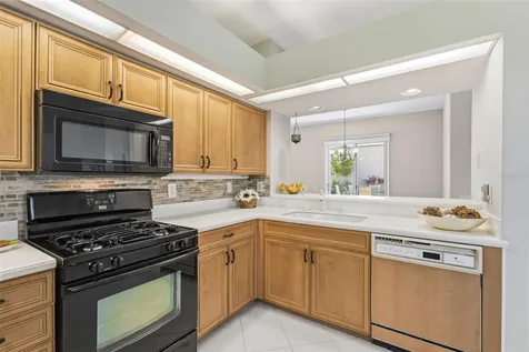 8706 53rd Terrace E Bradenton FL 34211