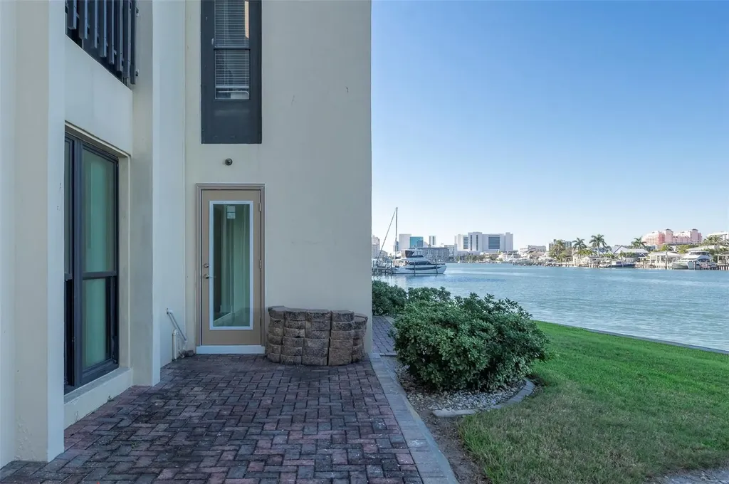 868 Bayway Boulevard Clearwater Beach FL 33767