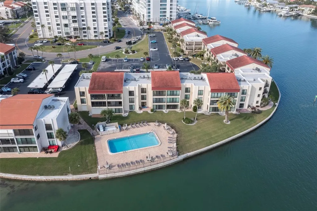 868 Bayway Boulevard Clearwater Beach FL 33767
