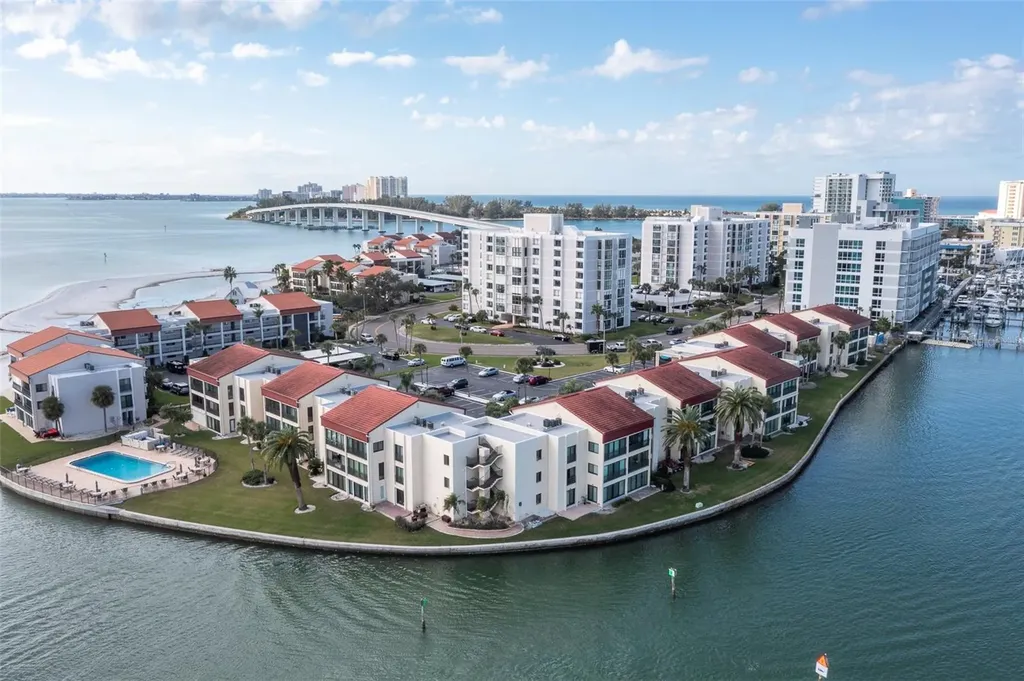 868 Bayway Boulevard Clearwater Beach FL 33767