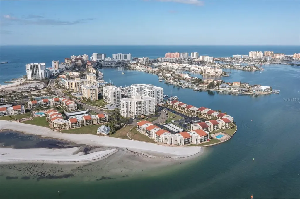 868 Bayway Boulevard Clearwater Beach FL 33767