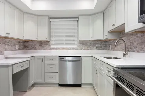 868 Bayway Boulevard Clearwater Beach FL 33767