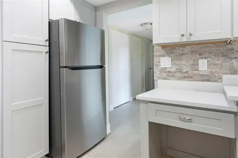 868 Bayway Boulevard Clearwater Beach FL 33767