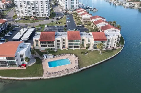 868 Bayway Boulevard Clearwater Beach FL 33767