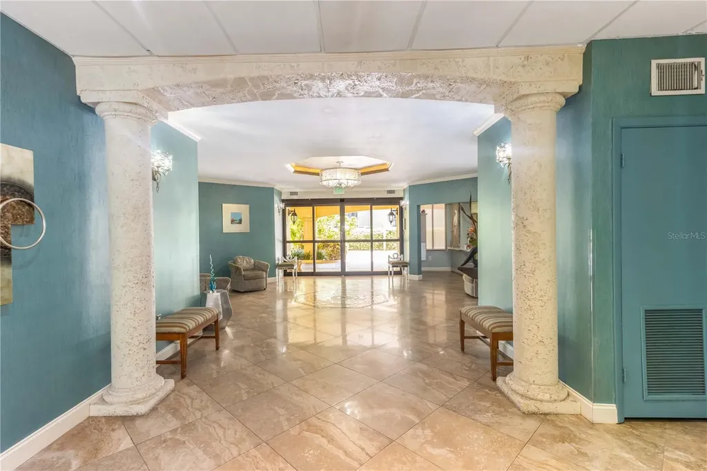 700 Island Way Clearwater Beach FL 33767