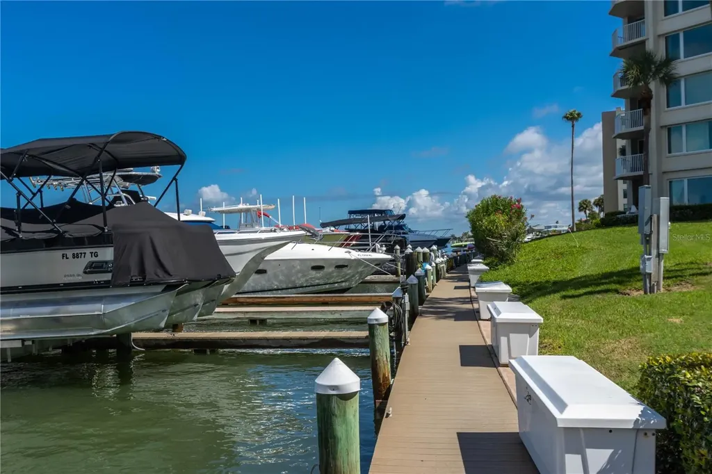 700 Island Way Clearwater Beach FL 33767