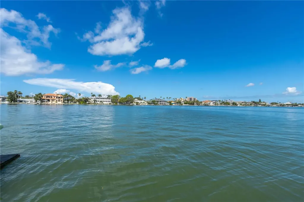 700 Island Way Clearwater Beach FL 33767