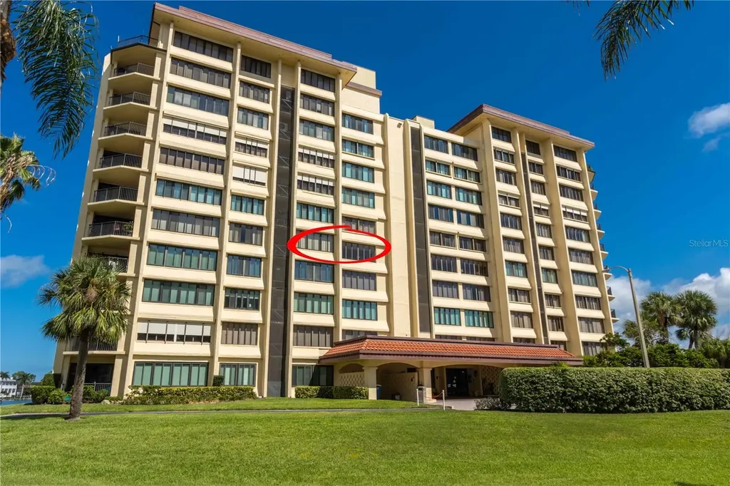 700 Island Way Clearwater Beach FL 33767