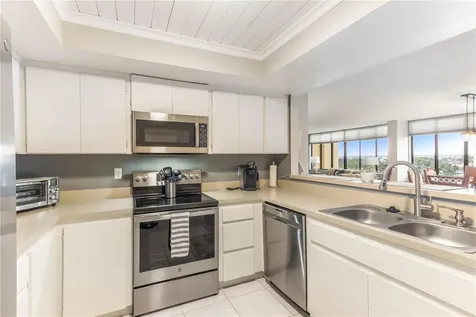 700 Island Way Clearwater Beach FL 33767