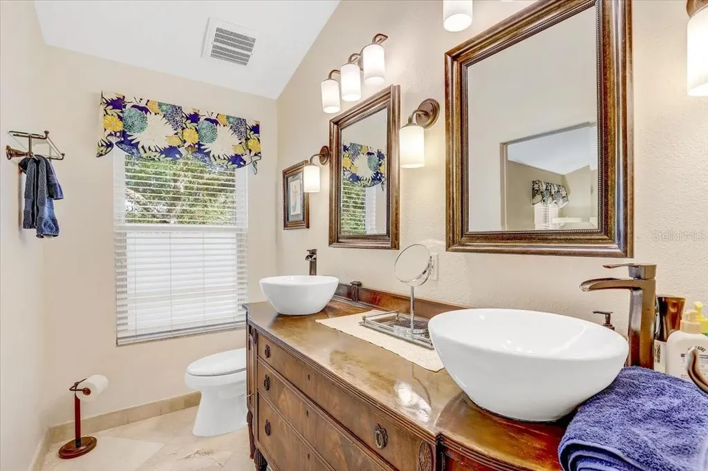 2965 Bayshore Pointe Drive Tampa FL 33611