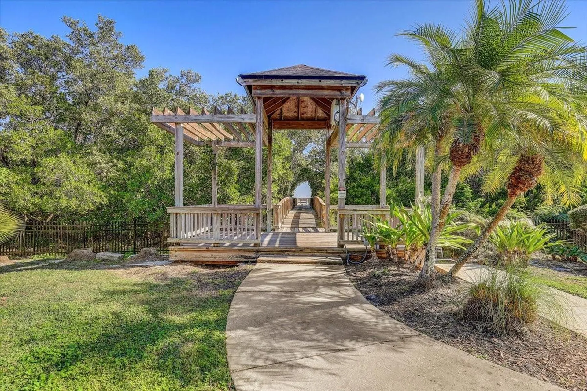 2965 Bayshore Pointe Drive Tampa FL 33611