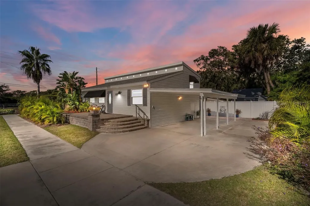 5731 28th Avenue S Gulfport FL 33707
