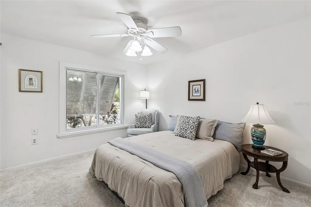 4160 35th Terrace S St Petersburg FL 33711
