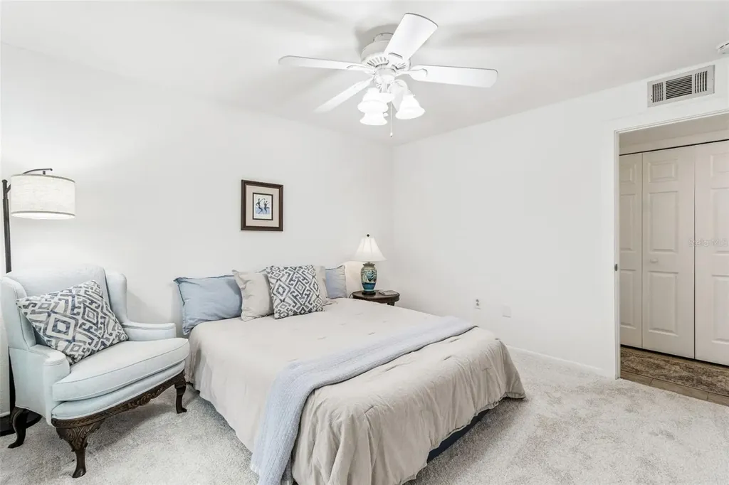 4160 35th Terrace S St Petersburg FL 33711