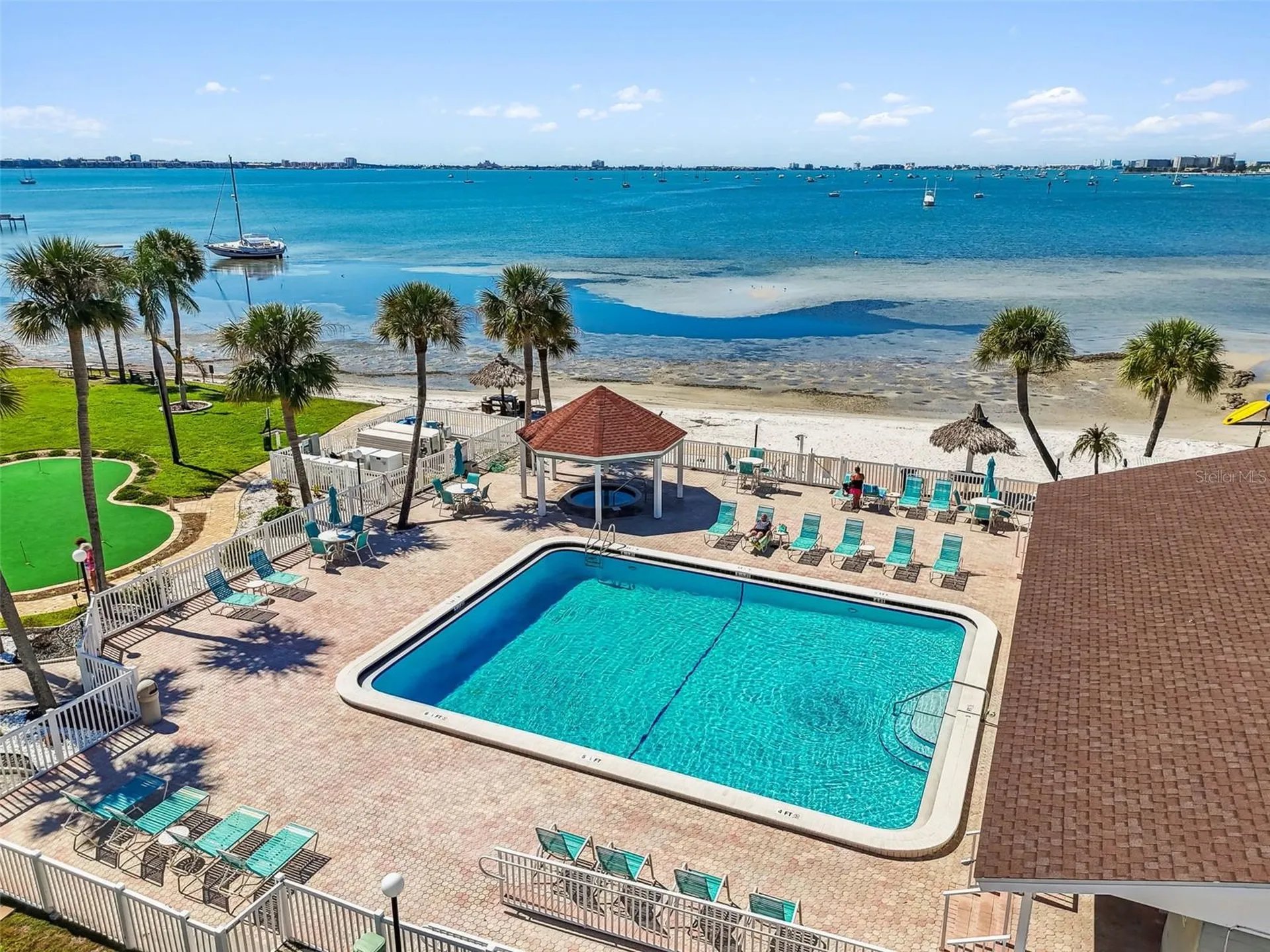 4160 35th Terrace S St Petersburg FL 33711