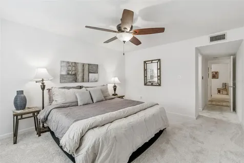 4160 35th Terrace S St Petersburg FL 33711