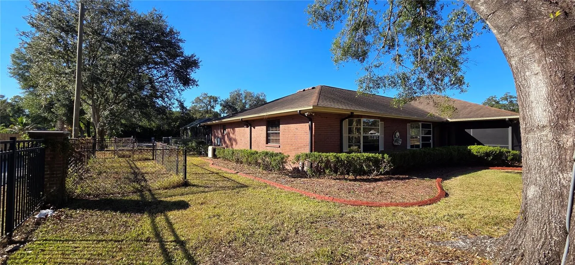 1702 S Miller Road Valrico FL 33594