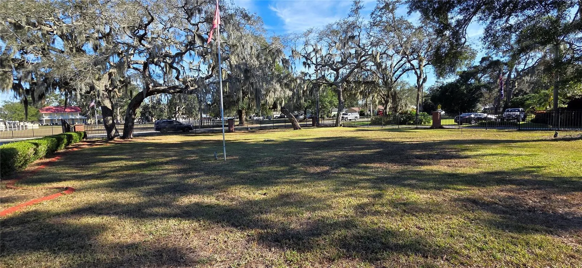 1702 S Miller Road Valrico FL 33594
