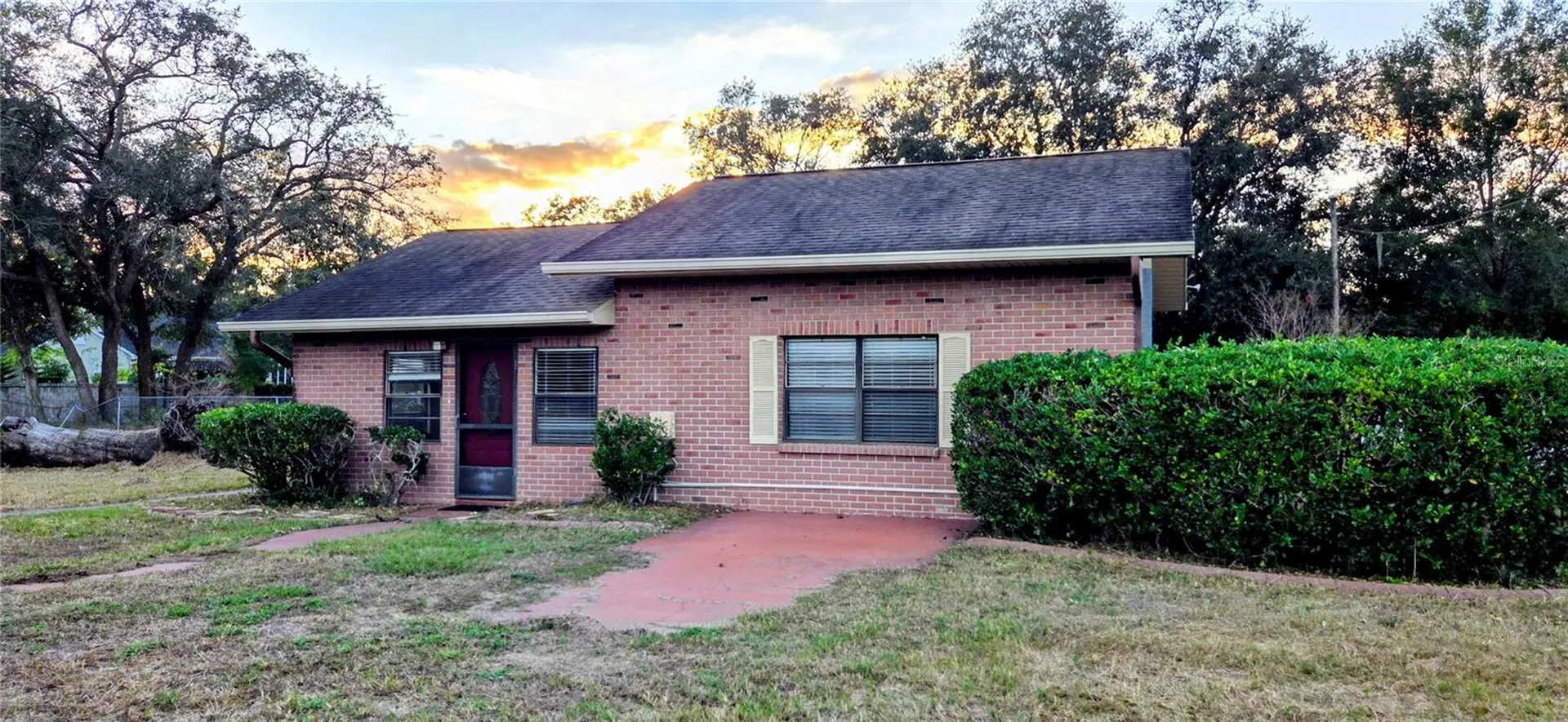1702 S Miller Road Valrico FL 33594