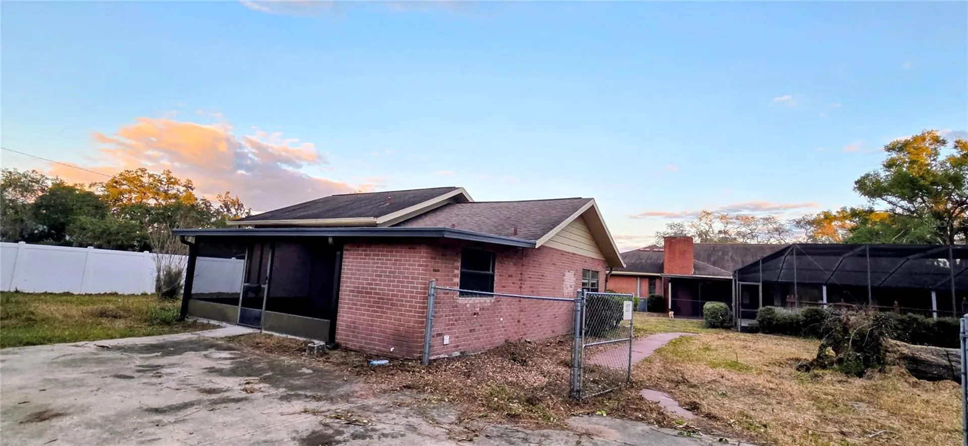 1702 S Miller Road Valrico FL 33594