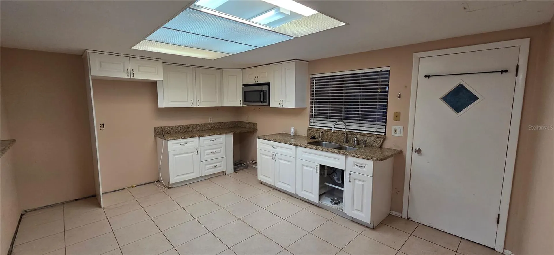 1702 S Miller Road Valrico FL 33594