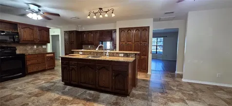 1702 S Miller Road Valrico FL 33594