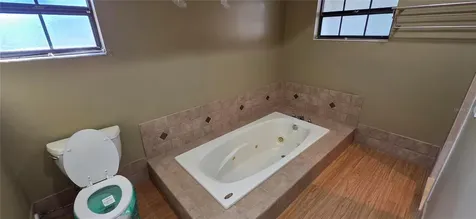 1702 S Miller Road Valrico FL 33594