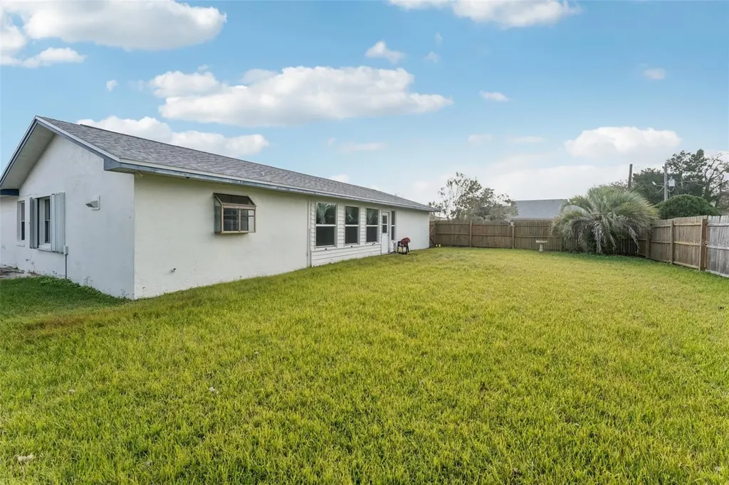 40 Flower Hill Lane Palm Coast FL 32137