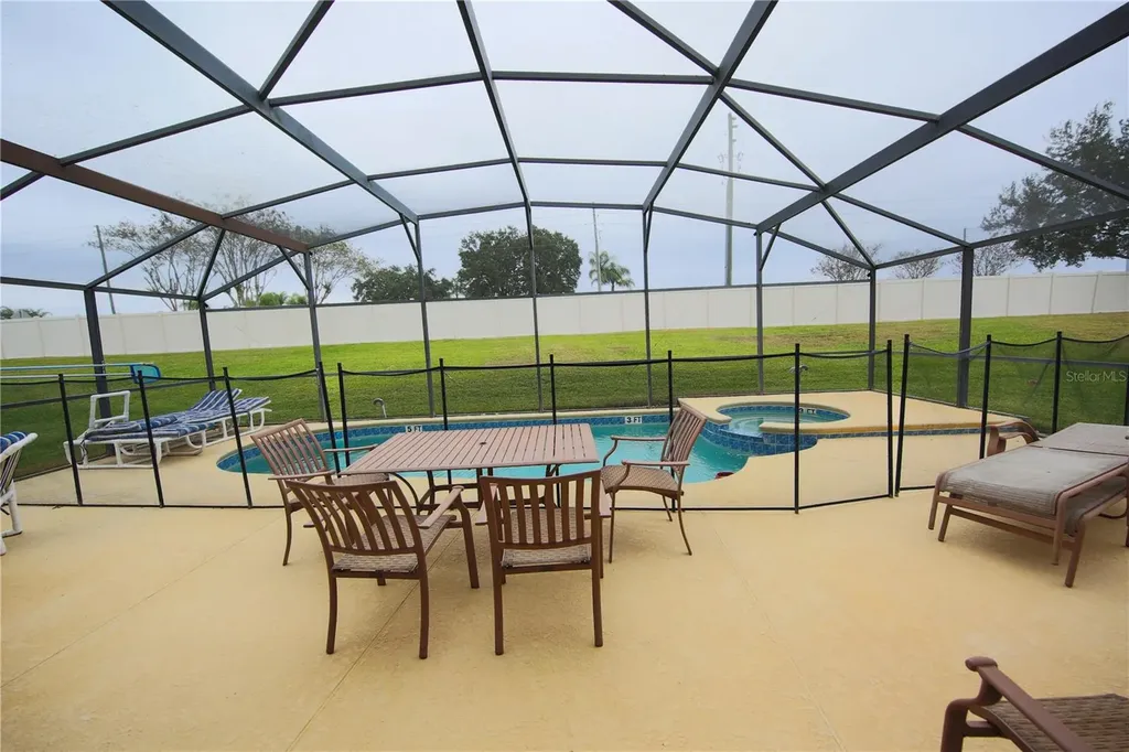 1224 Solana Circle Davenport FL 33897